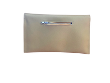 Load image into Gallery viewer, More Clutch
